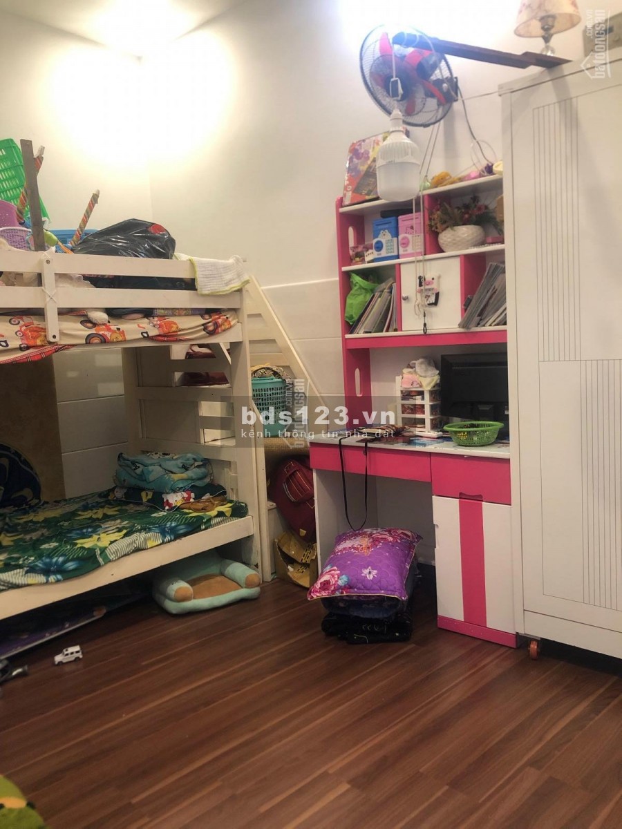 Nhà bán dt 43m2, 1 lầu, giá bán 4,8 tỷ đường Trần Văn Quang, phường 10, Q.Tân Bình