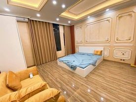Gần 7 Tỷ Có Nhà Phạm Ngọc Thạch, Đống Đa diện tích 48m2 6 tầng mt 5,4m vào ở luôn