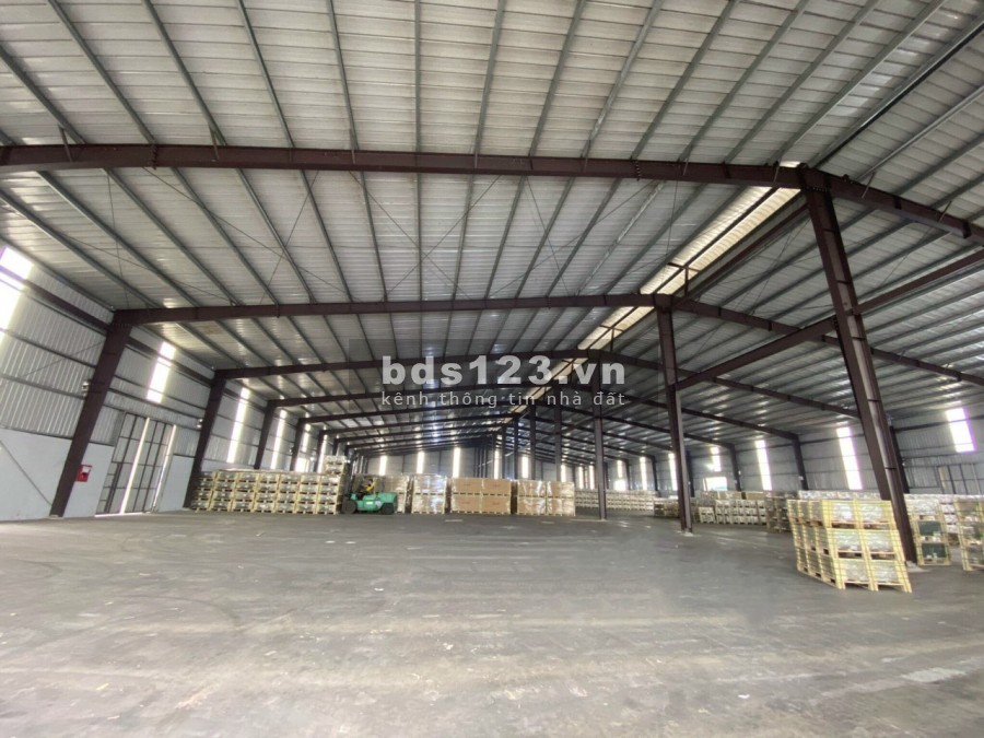 Cho thuê nhà xưởng diện tích 5000m2 khu công nghiệp Tân Đức, Đức Hòa, Long An