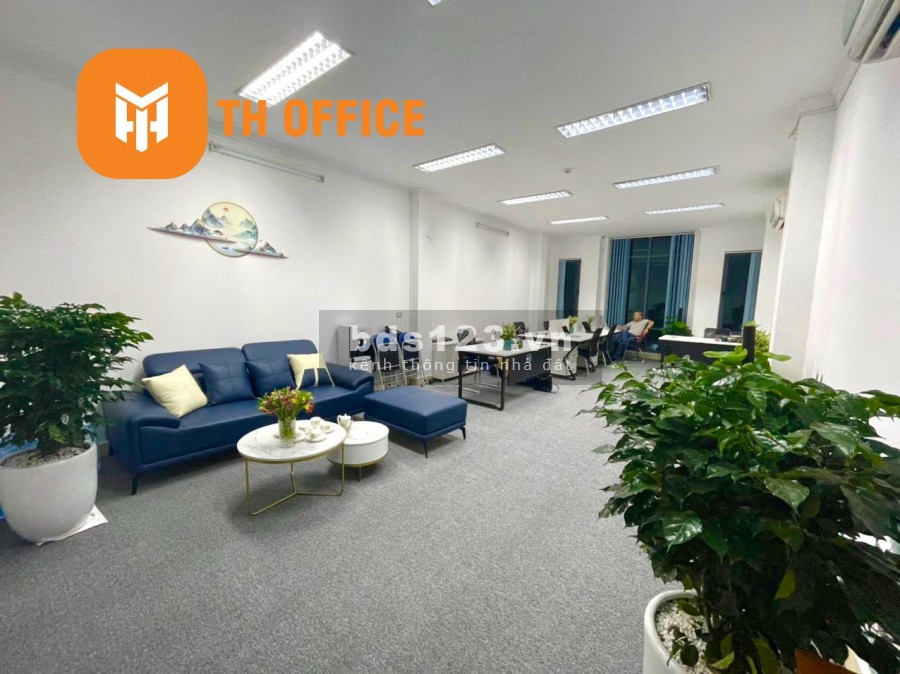 Cho thuê căn phòng diện tích 65m2, giá chỉ 11tr/tháng tại Duy Tân, Cầu Giấy