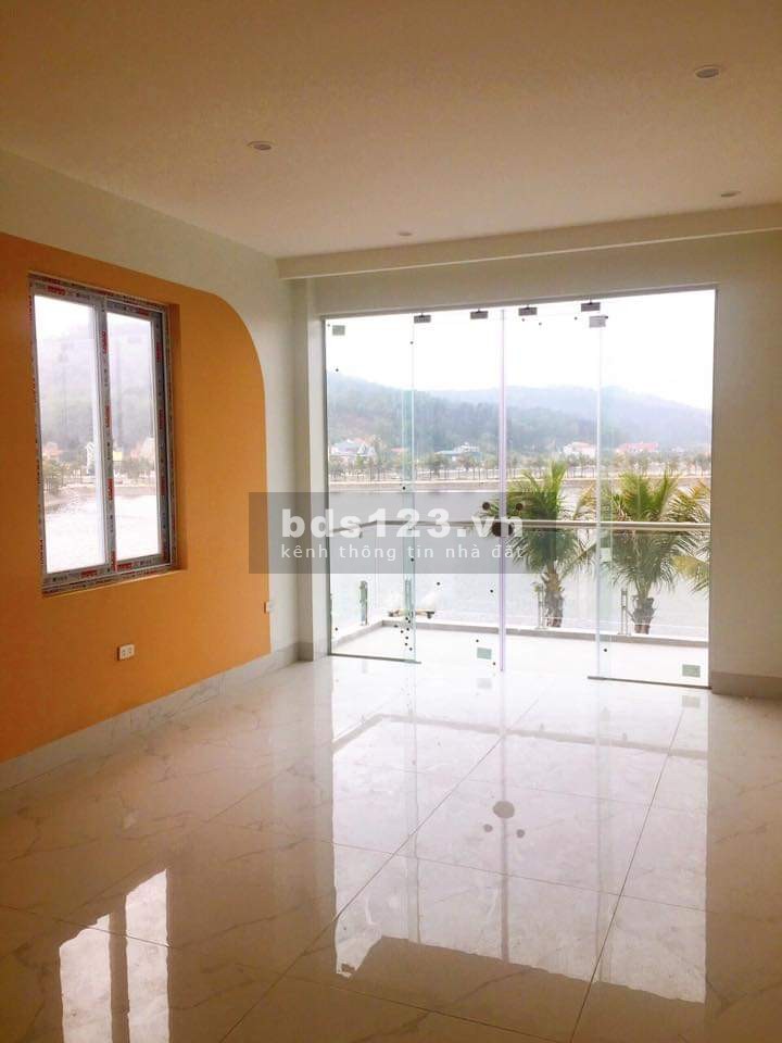 Cho thuê nhà nguyên căn mới xây 6,5 tầng làm Văn phòng cực đẹp - trung tâm TP Hạ Long