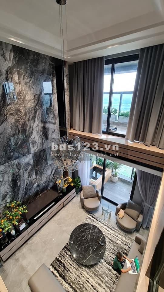 Penhouse Sunhouse City Ciputra diện tích sử dụng 354m2, giá bán 26 tỷ, lh 0368684899
