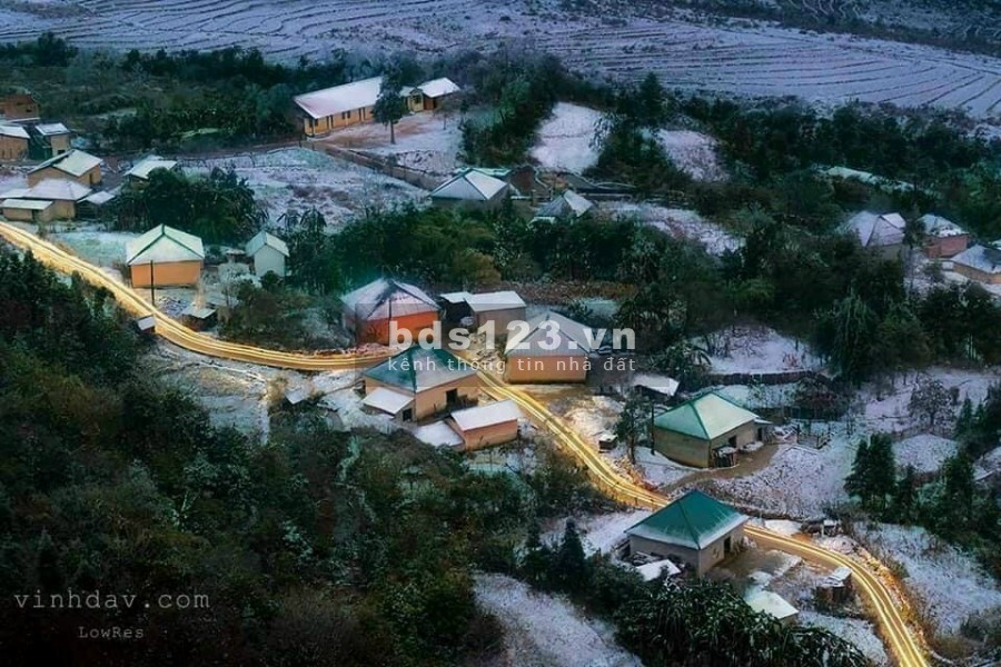Bán đất trung tâm hành chính xã mới Y Tý ( SaPa2 ) diện tích sử dụng 1084m2, lhcc