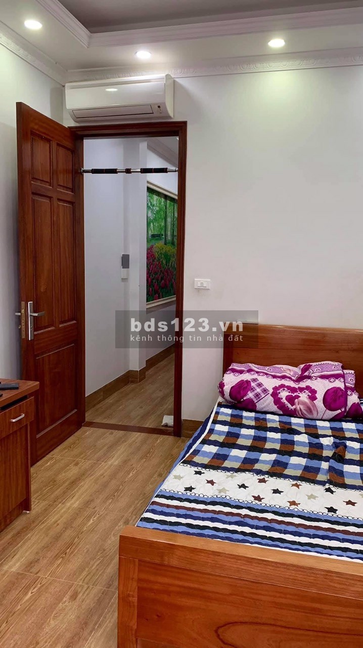 Bán nhà Hữu Hưng Tây Mỗ, lô góc 20m, tới mặt đường, đt 42m2, 4 tầng giá 2.9 tỷ, lh 0978996965