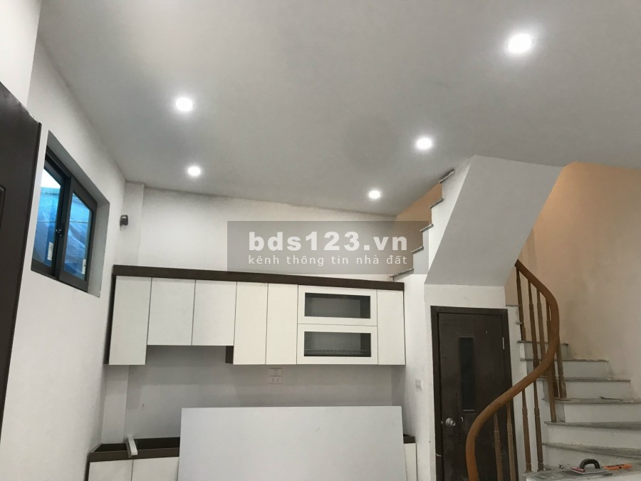 Nhà nguyên căn Trịnh Văn Bô ô tô khu an sinh đỉnh diện tích 40m2 giá bán 2.8 tỷ, lhcc