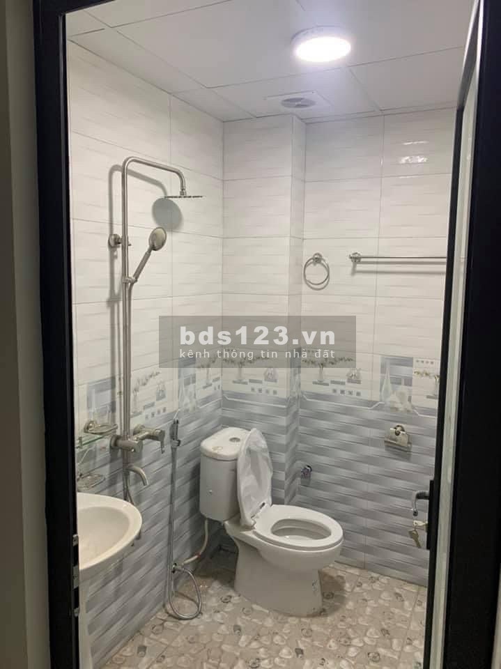 Nhà nguyên căn Trịnh Văn Bô ô tô khu an sinh đỉnh diện tích 40m2 giá bán 2.8 tỷ, lhcc