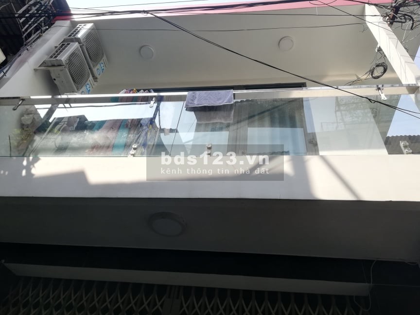 Nhà mới kiên cố, ôtô đỗ cửa. Lạc Long Quân, P.8, Tân Bình. 4,8 tỷ