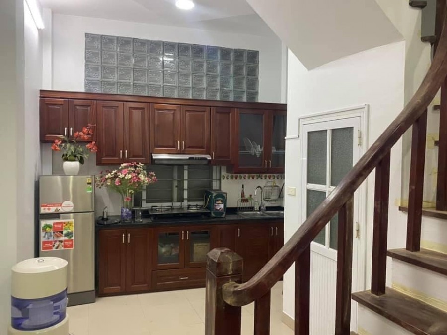 Bán nhà mặt ngõ 158 Nguyễn Khánh Toàn 51mx5T 13.5 tỷ LH 0902224679