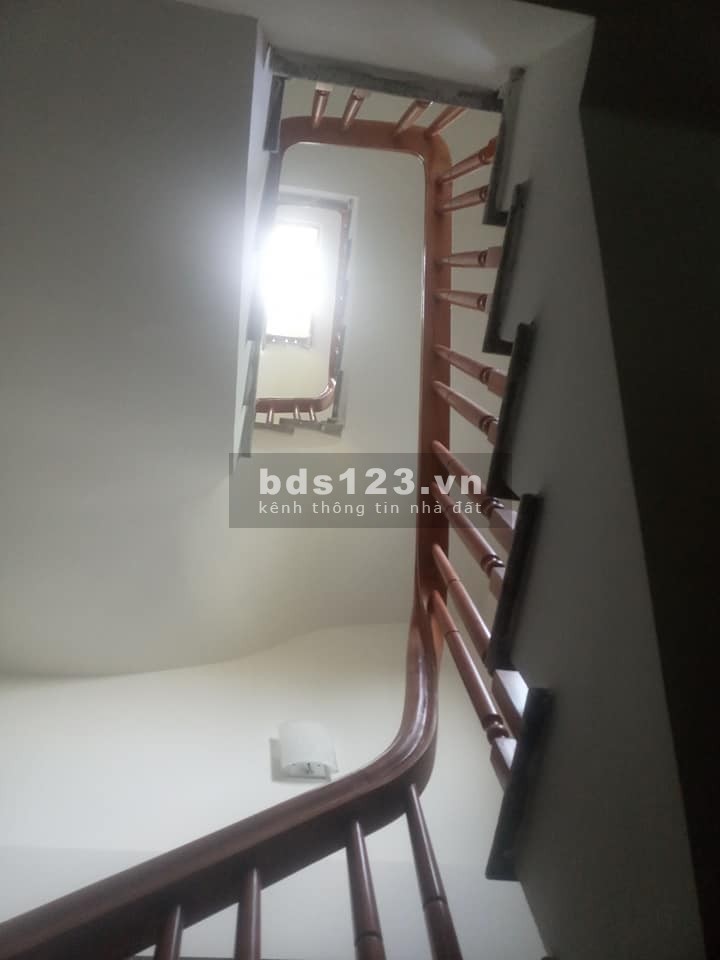 Bán nhà nguyên căn Lò Đúc dân trí cao, khu dân cư an sinh đỉnh, giá chỉ 3.4 tỷ, sổ chính chủ