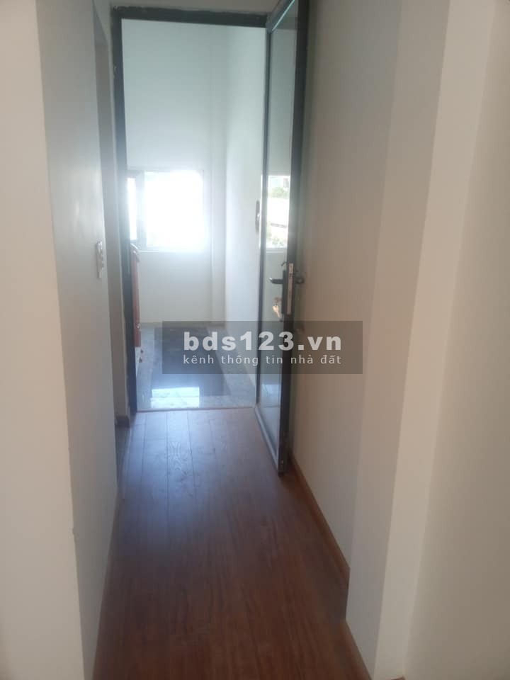 Bán nhà nguyên căn Lò Đúc dân trí cao, khu dân cư an sinh đỉnh, giá chỉ 3.4 tỷ, sổ chính chủ