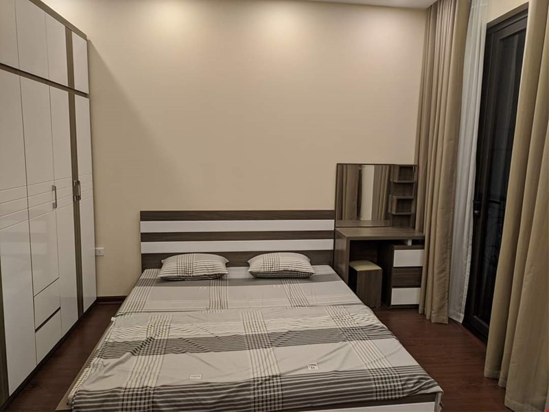 Bán nhà Phan Đình Giót Quận Hà Đông ô tô đỗ cửa diện tích sử dụng 38m2 5 tầng gái 3.5 tỷ
