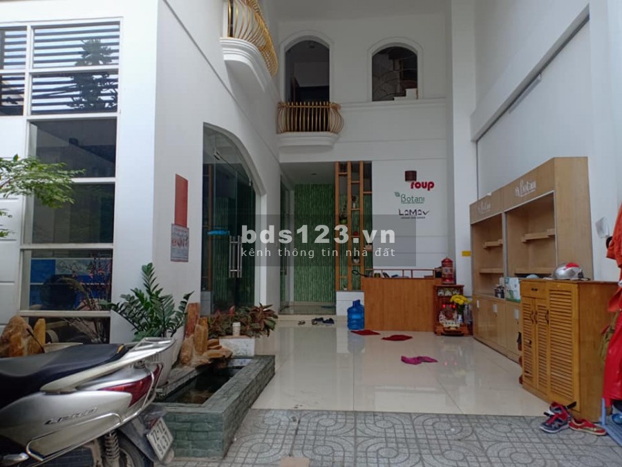 Bán nhà hẻm nhựa lớn xe hơi 2 chiều đường Lê Đức Thọ đúc 4 tầng, giá bán 7.8 tỷ