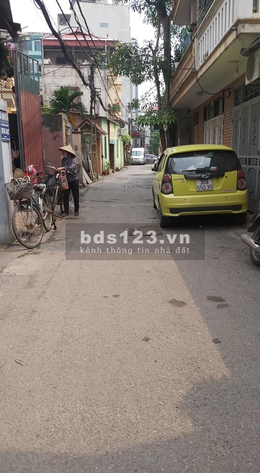 Bán đất ô tô, vị trí đắc địa gần chợ, đt 40m2 mặt tiền 4m, Ngọc Thụy, Quận Long Biên