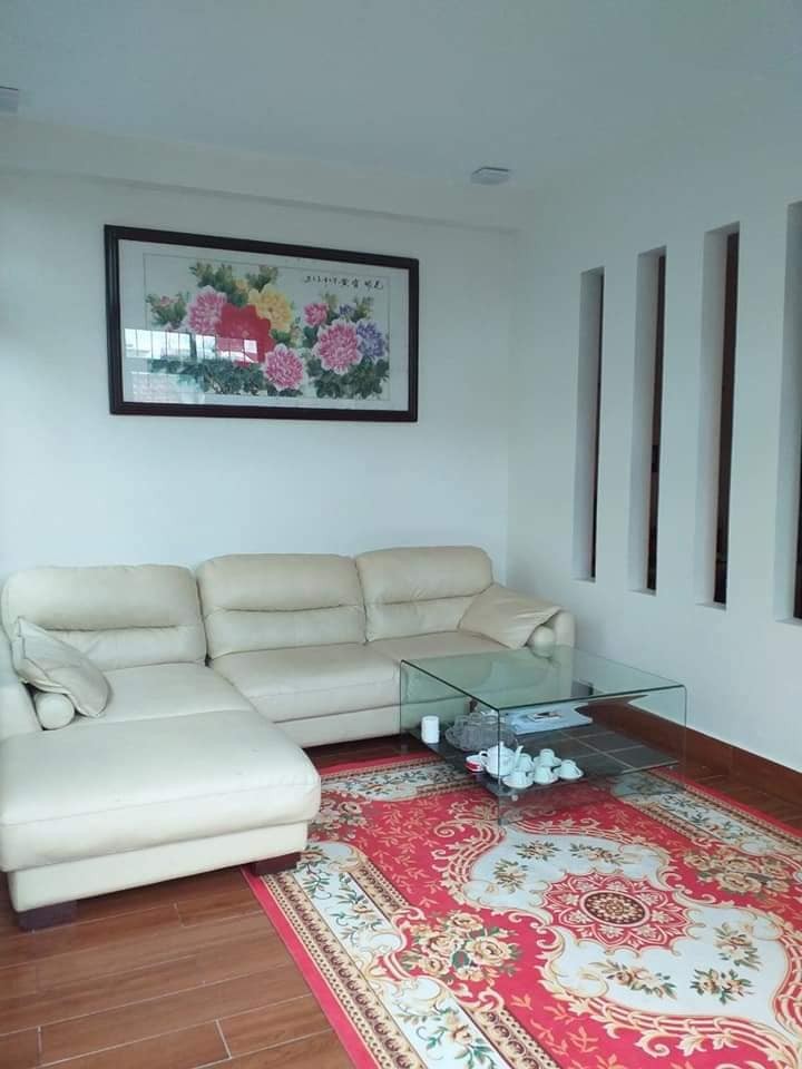 Bán nhà ngõ 133 Xuân Thủy diện tích 38m2, đúc 5 tầng mt 3m, giá bán 3.7 tỷ
