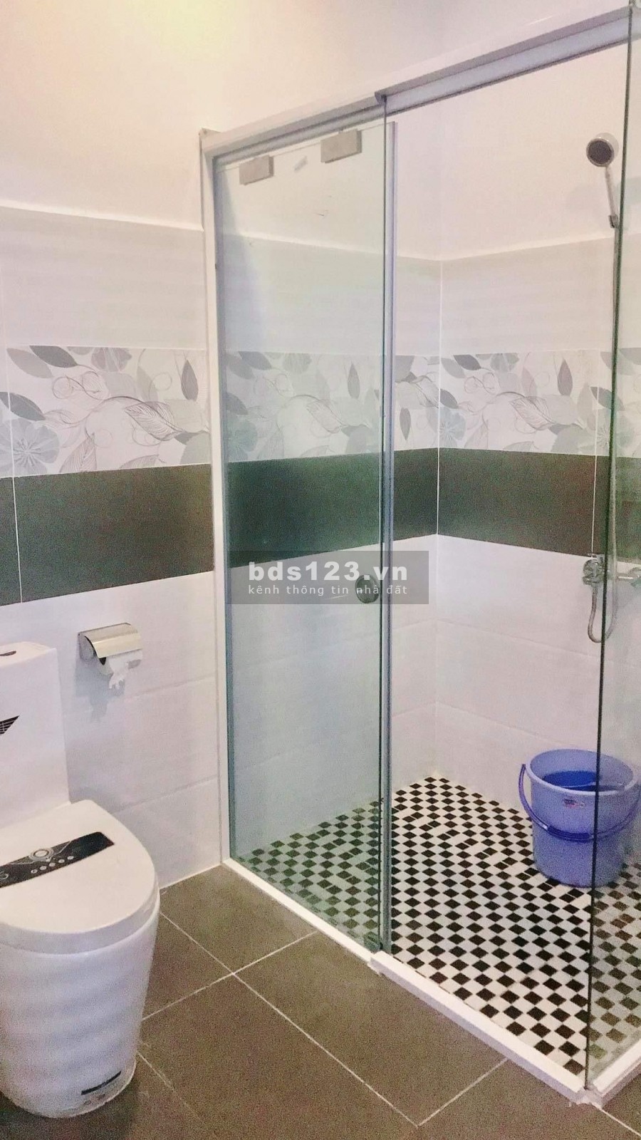 Cần bán nhà đường Nơ Trang Long 85m2 3 tầng giá 5tỷ700