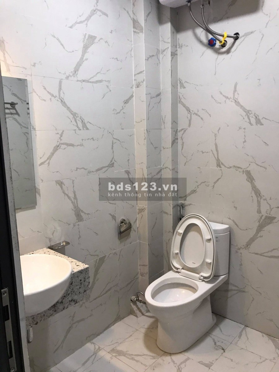 Bán nhà Quan Nhân 9 tầng, tòa nhà văn phòng ở và cho thuê, thang máy, dt 70m2, giá 18.4 tỷ