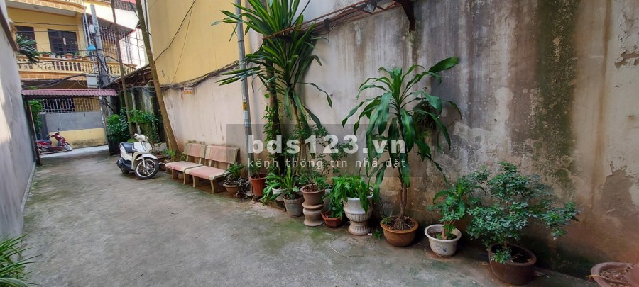 Bán Nhà Đẹp diện tích 36m2 4 tầng, giá 2.85ty. 4 chỗ Tận Cửa, Bằng Liệt Hoàng Mai