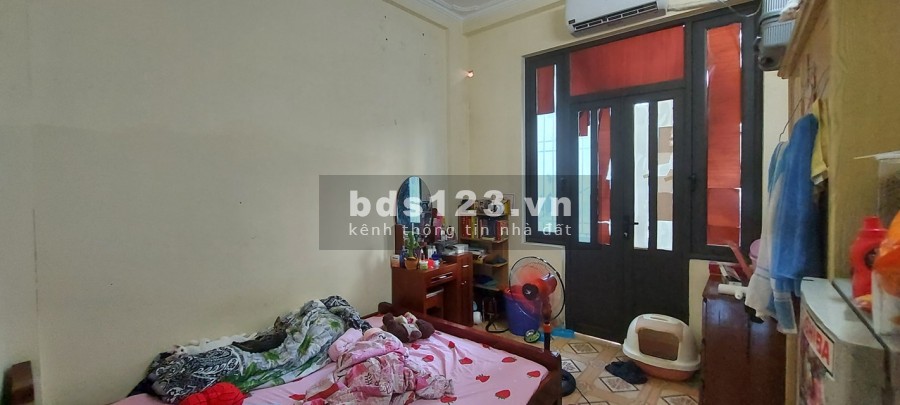 Bán Nhà Đẹp diện tích 36m2 4 tầng, giá 2.85ty. 4 chỗ Tận Cửa, Bằng Liệt Hoàng Mai