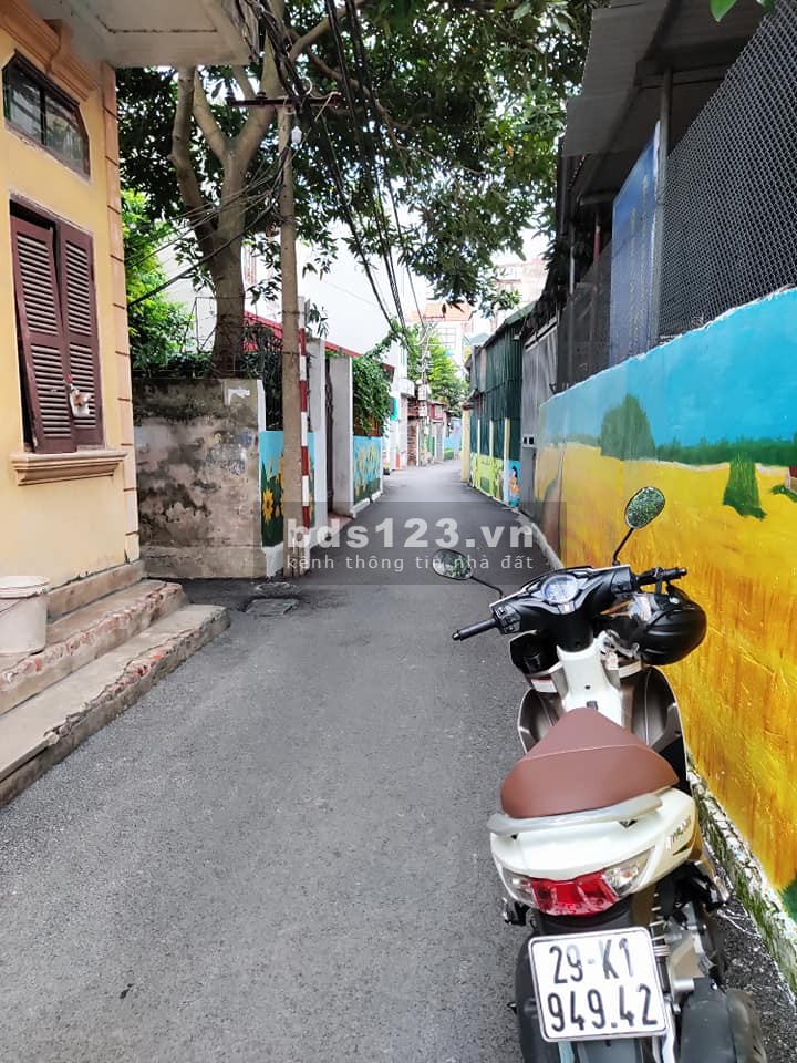 Bán đất ô tô, vị trí đắc địa gần chợ, đt 40m2 mặt tiền 4m, Ngọc Thụy, Quận Long Biên