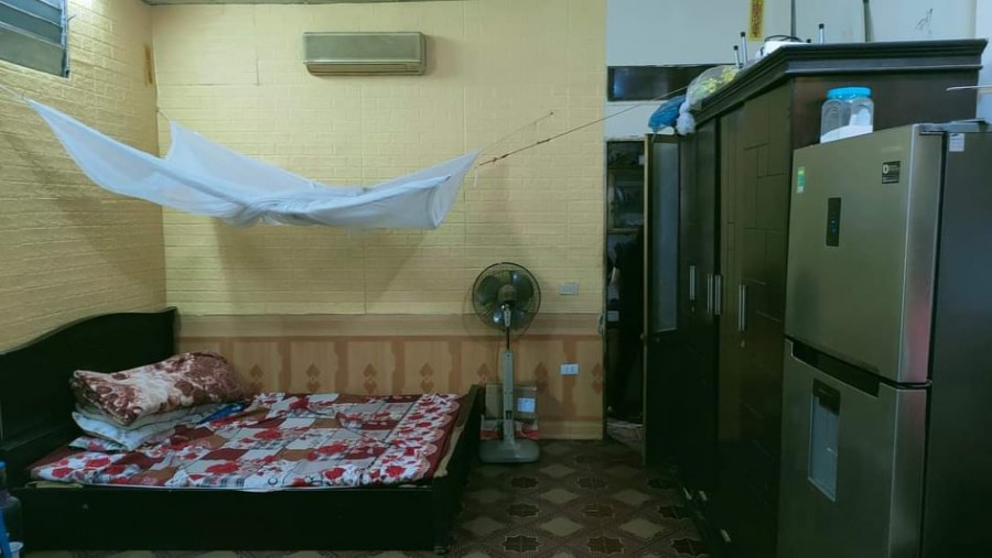 Chỉ nhỉnh 2,35 tỷ có ngay nhà hiếm rẻ chắc đẹp ở ngay cạnh KĐT IEC Thanh Trì ngõ nông 50m MT 5m.