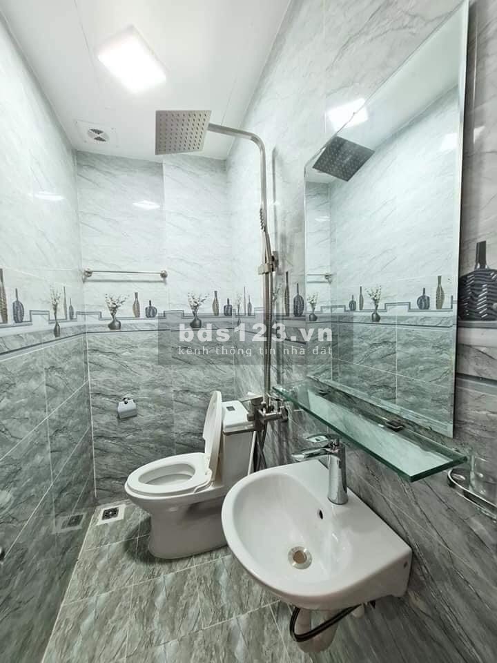 Bán nhà Hai Bà Trưng nhà mới tặng nội thất xịn, giá nhỉnh 4 tỷ, pháp lí chuẩn, sổ đẹp