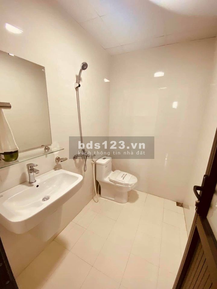 Chị mình cần tiền, muốn bán lỗ căn 75m chung cư Ruby để cho nhanh