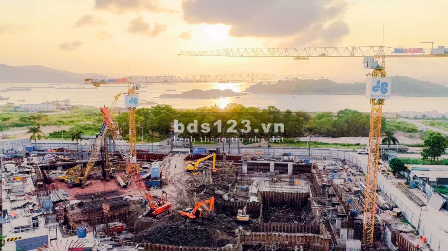 Bán Suất ngoại giao mặt biển căn 1pn+1 cực HOT dự án The Ruby Hạ Long giá đầu tư