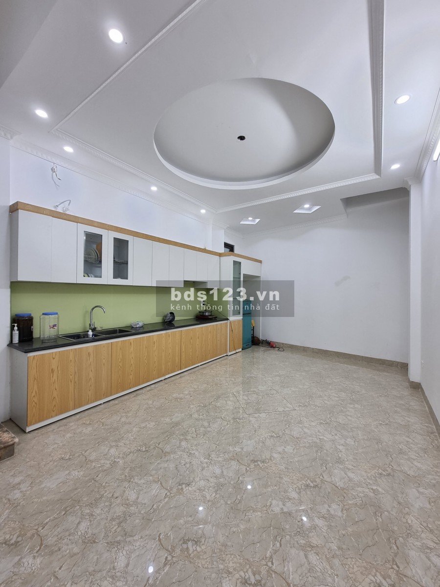 Bán Nhà Phố Phan Đình Giót thang máy ô tô tránh kinh doanh, dt 68m2, 5 tầng đúc