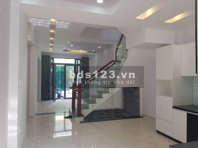 Bán nhà ngõ 29 Khương Hạ diện tích 47m2, giá bán 3.6 tỷ, cách đường ô tô 30m, lhcc