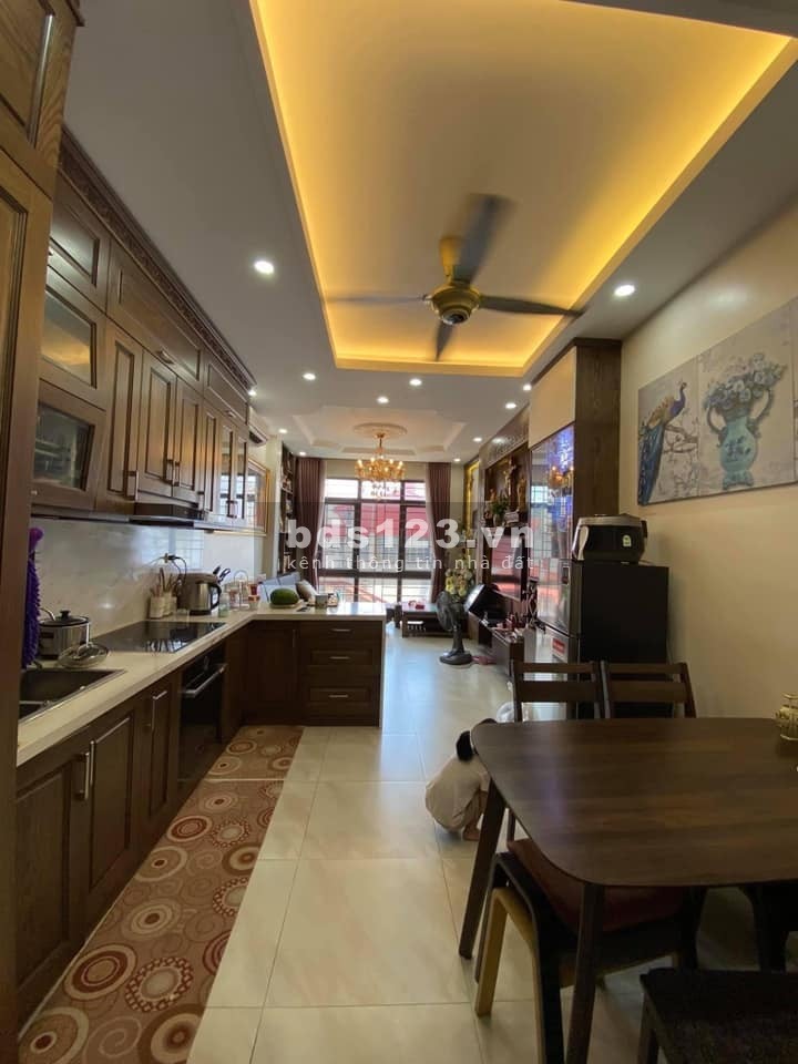 Bán nhà Phố Thái Thịnh, Đống Đa, nhà đẹp, phân lô, 2 mặt thoáng. Liên hệ: 0368781929