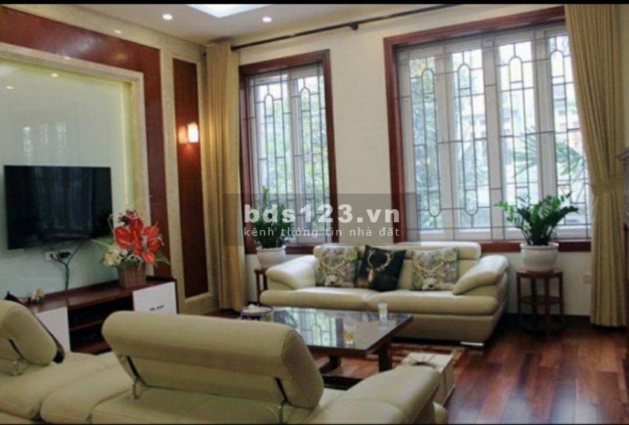 Chỉ 4 tỷ, có ngày nhà Cầu Giấy, diện tích sử dụng 50m2 x 5 tầng, mặt tiền 4m.