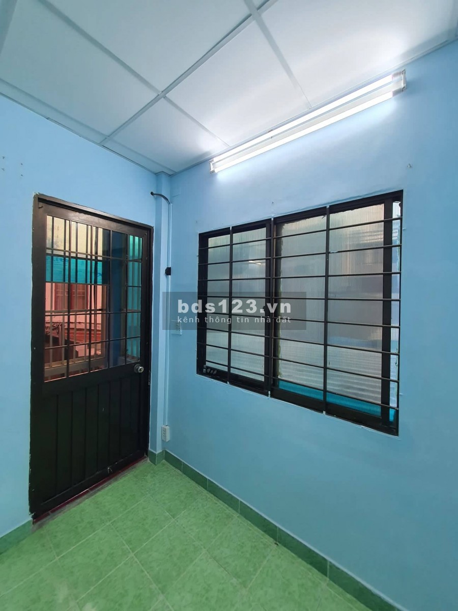 Tân Bình P10 Bùi Thế Mỹ giá 3.2 tỷ vừa ở vừa cho thuê 3PN…