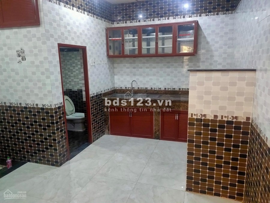 Bán nhà đường Đất Thánh, P.6, Tân Bình, DT 45m2, nhà mới 1 lầu, giá 5,45 tỷ.