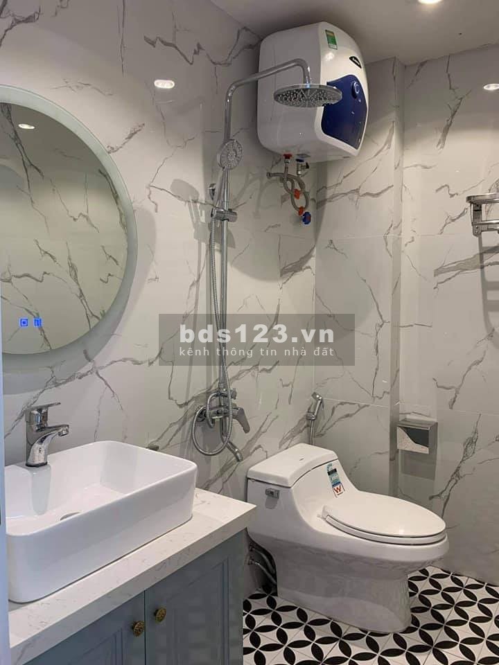 Bán nhà Dương nội, Lô góc vỉa bao la, Ôtô tránh nhau, DT 32m2X4 tâng.