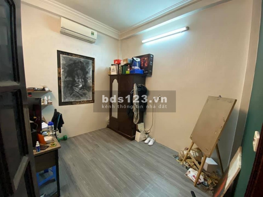 Nhà phân lô đường 19/5 HĐ - siêu gần hồ Văn Quán - 42m2 5 tầng - Vỉa hè để xe - Kinh doanh sầm uất