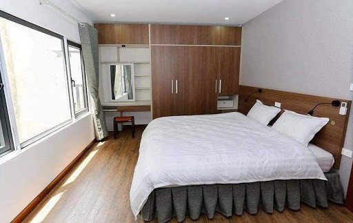 Bán nhà Phan Đình Giót Quận Hà Đông ô tô đỗ cửa diện tích sử dụng 38m2 5 tầng gái 3.5 tỷ