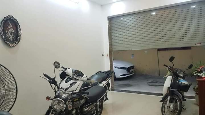 Hiếm Bán Nhà Thái Thịnh diện tích 36m2, 5 tầng, mặt tiền 4.5m, Ô tô, kd chỉ 3.3 tỷ, lhcc