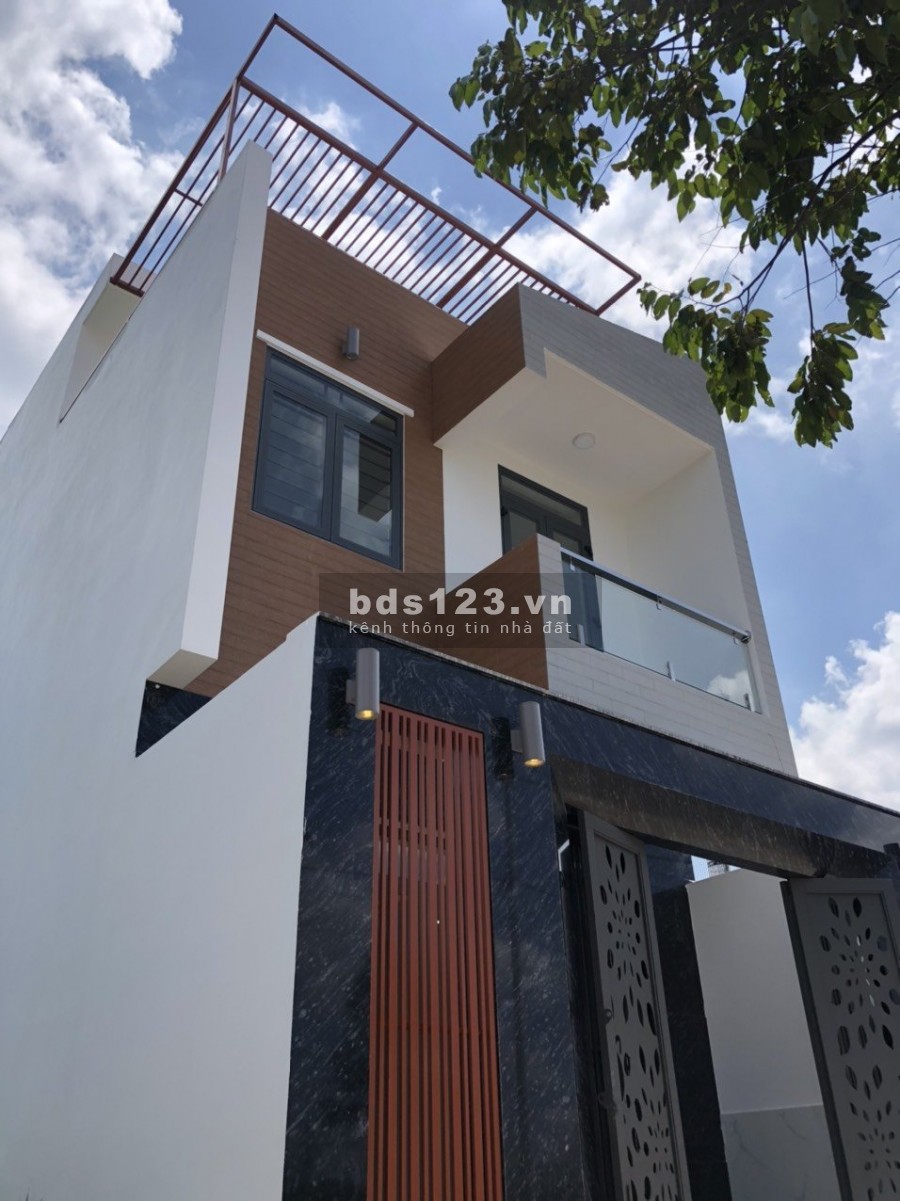Nhà phố KĐT South Wave, sổ hồng riêng MT đường Lê Văn Lương, 1 trệt 2 lầu, dt 80m2