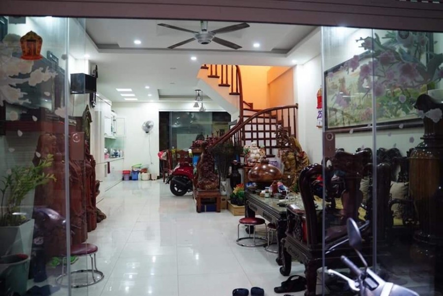 Phân lô Quân Đội lô góc ô tô vào nhà dt 75m2, giá cực yêu thương giá 7.8 tỷ