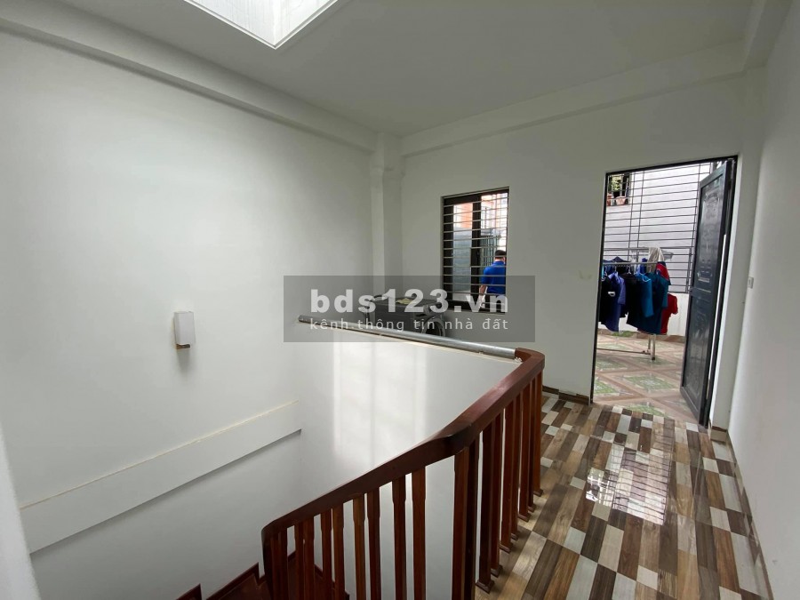 Bán nhà Lê Đức Thọ, ô tô đỗ cửa, đường thông ngõ thoáng, diện tích 39m2, giá bán 4.3 tỷ