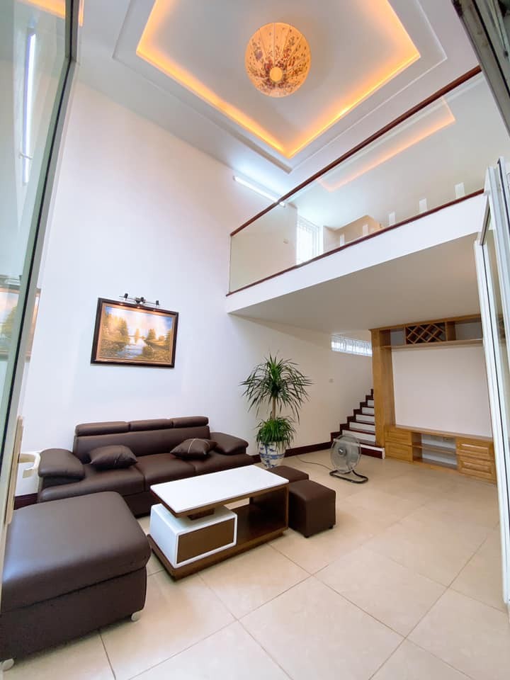 Bán nhà Hà Đông ô tô vào nhà, 2 mặt đón sáng vĩnh viễn,45 m2, nhỉnh 4 tỷ.
