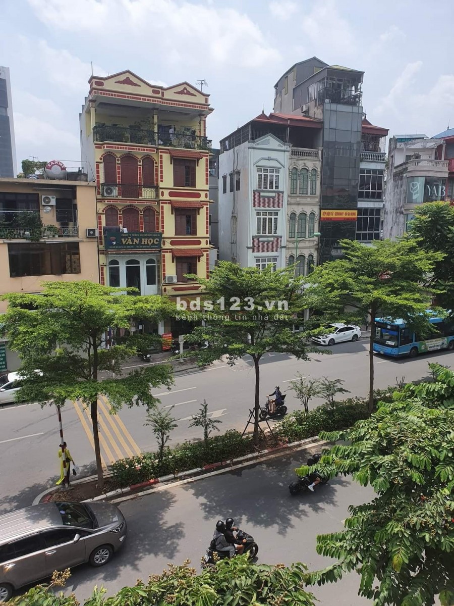 Bán nhà mặt phố kinh doanh Lê Trọng Tấn, diện tích 90m2 mặt tiền 4.7m, Thanh Xuân