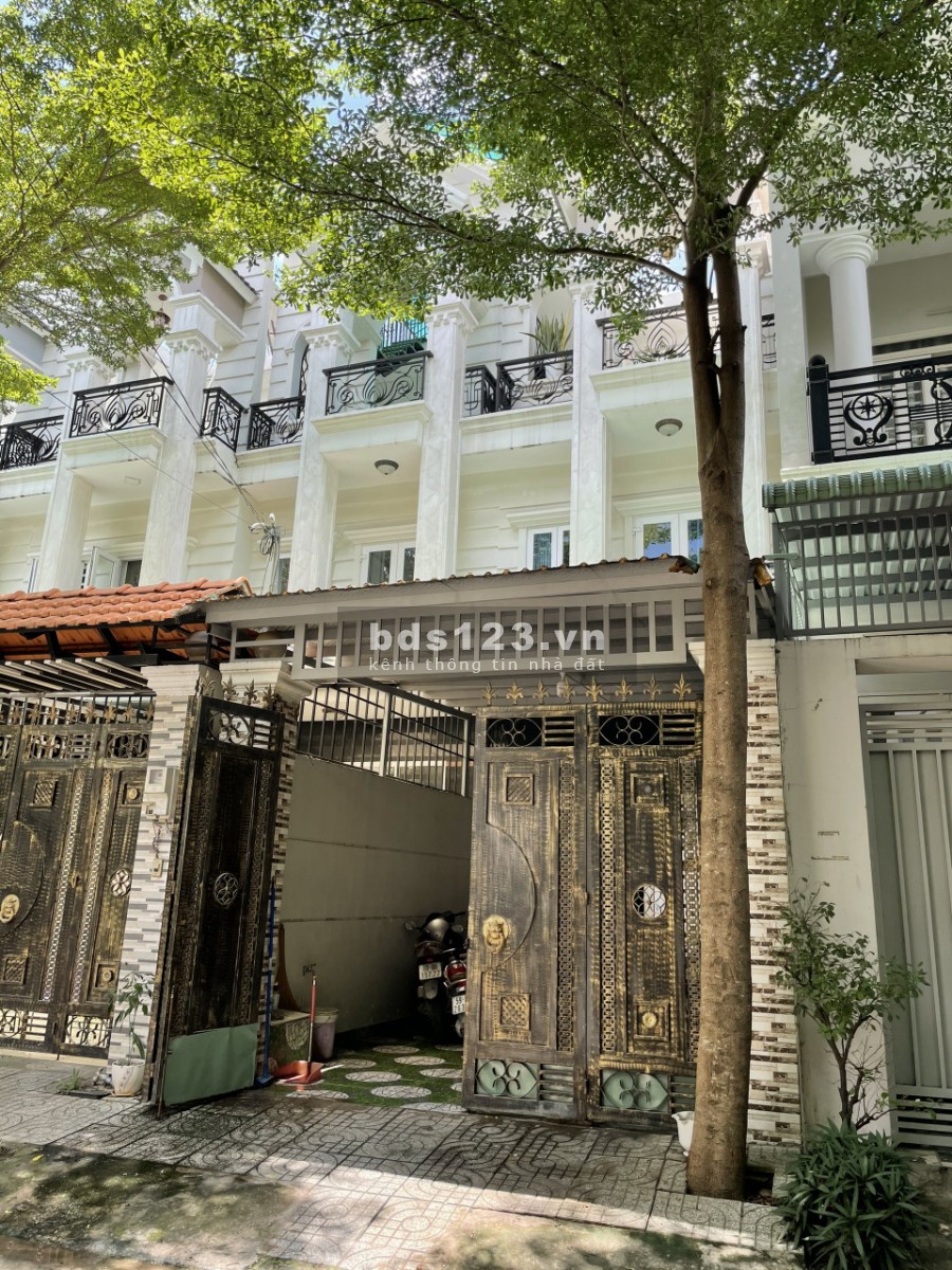 Bán nhà nguyên căn Thạnh Lộc 41, Quận 12, hẻm 8m, dt 4x20m, giá…