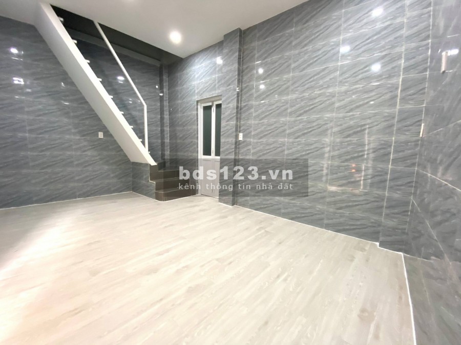 Quận 1 phường Tân Định Trần Quang Khải dt 25m2 giá 3ty2 thuận đầu tư hay ở LH 0969476617
