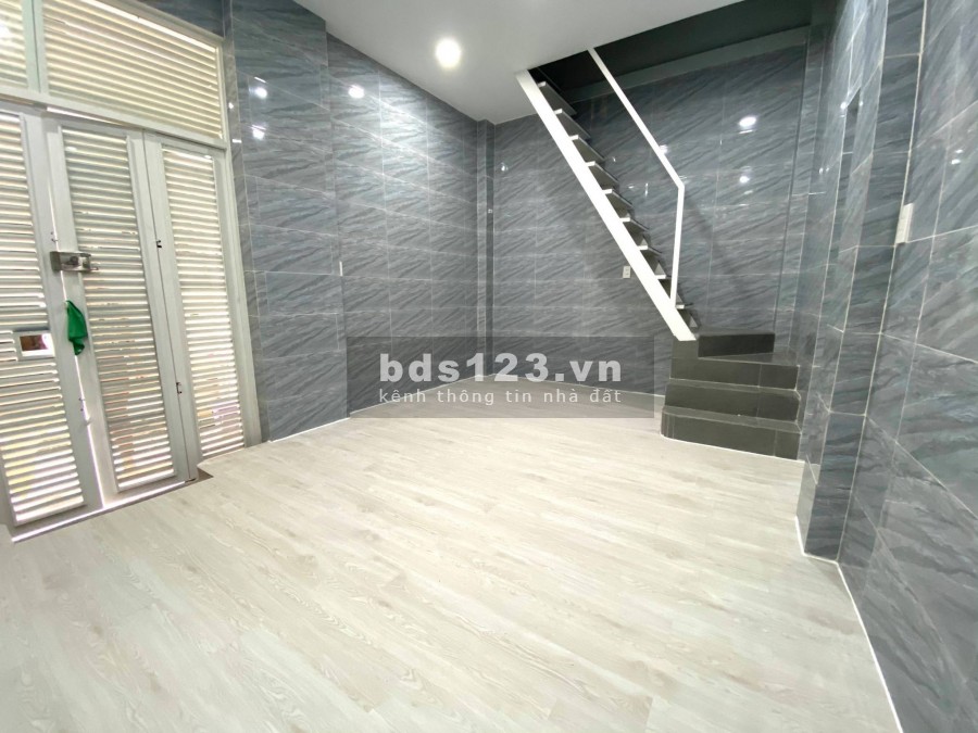 Quận 1 phường Tân Định Trần Quang Khải dt 25m2 giá 3ty2 thuận đầu tư hay ở LH 0969476617