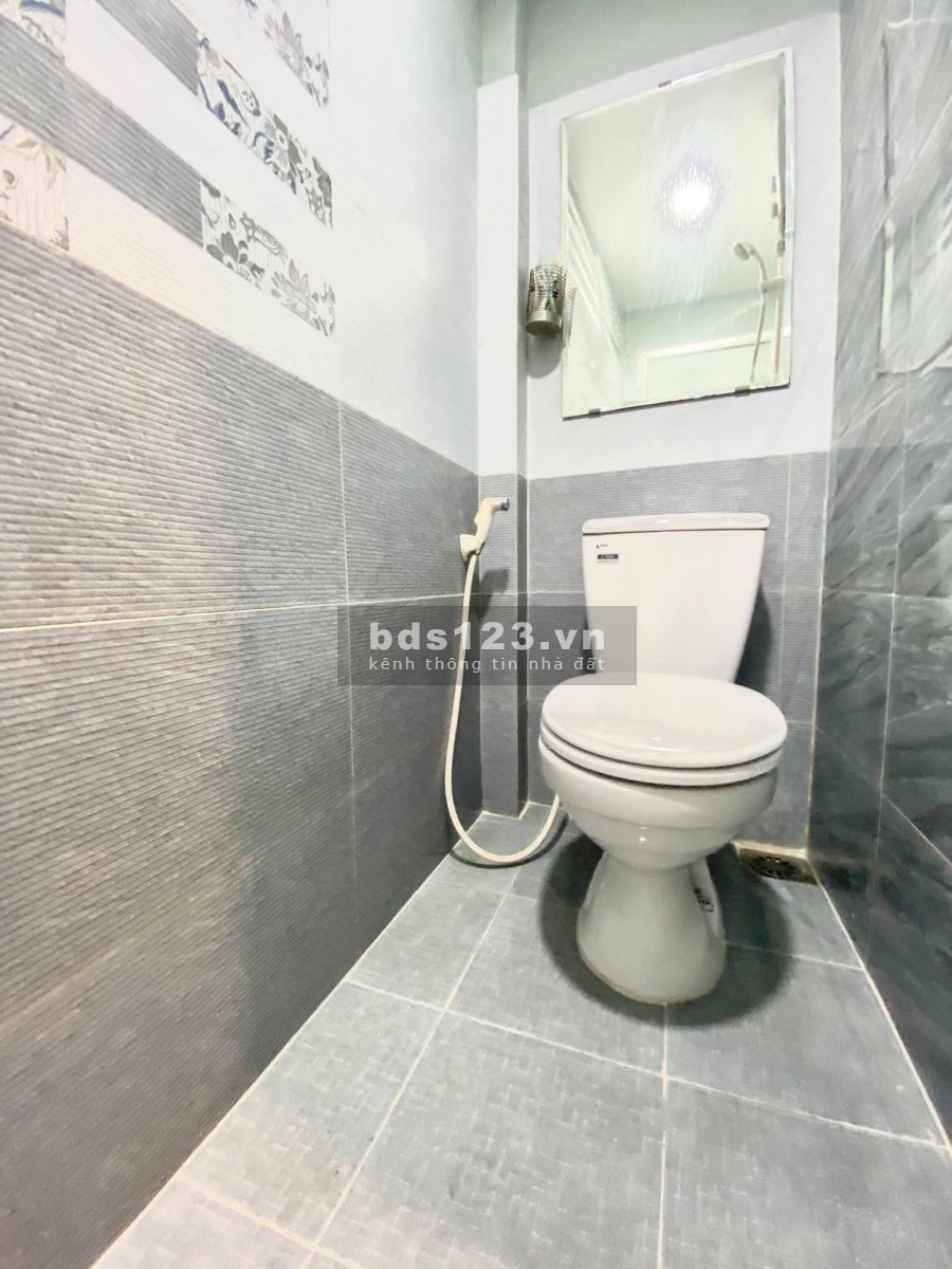 Quận 1 phường Tân Định Trần Quang Khải dt 25m2 giá 3ty2 thuận đầu tư hay ở LH 0969476617