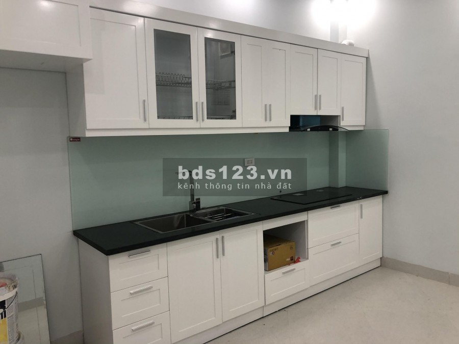 Bán nhà đẹp diện tích sử dụng 43m2, 5 tầng, giá 4,5 tỷ, phố Thái Hà, Chùa Bộc, Đống Đa