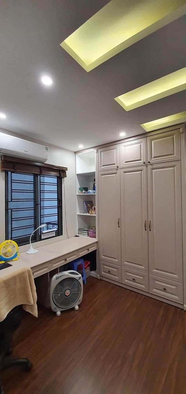 Bán nhà ngõ 2 Trần Quý Kiên PLô Ôtô ở ngay gần phố 35mx5T 7.3tỷ
