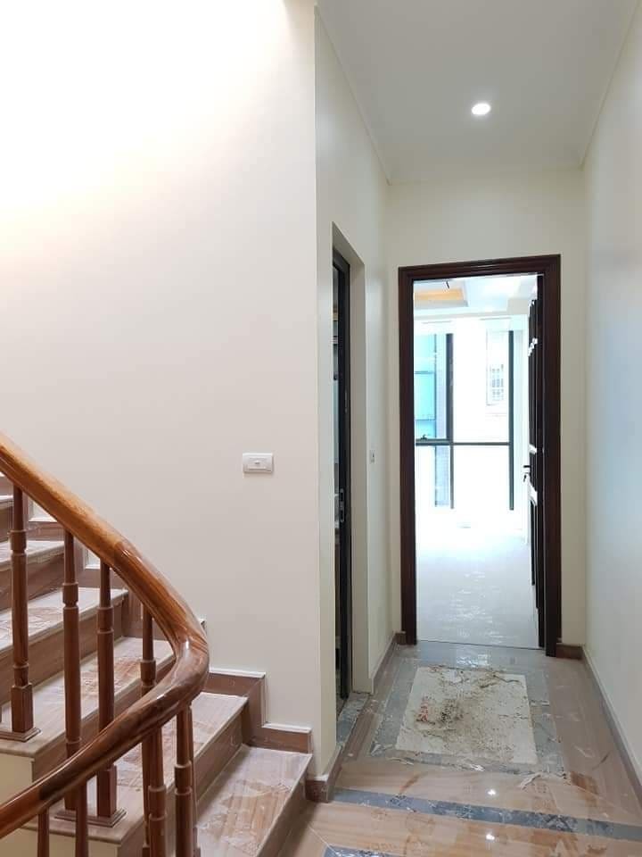 Bán nhà ngõ 2 Trần Quý Kiên PLô Ôtô ở ngay gần phố 35mx5T 7.3tỷ