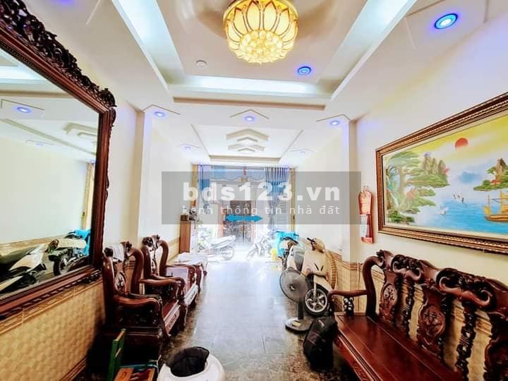 Bán nhà Ngọc Lâm Quận Long Biên hiếm nhà bán diện tích 44m2 giá bán 2.9 tỷ